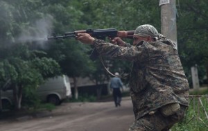 Нападающие заняли воинскую часть в Луганске – СМИ