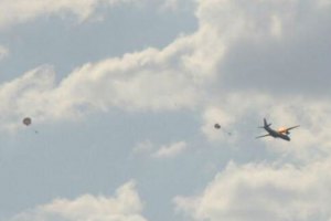 Спасатели нашли тела еще двух летчиков сбитого над Славянском самолета