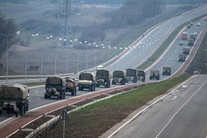 В Луганск вошла колонна из 10 грузовиков с террористами, – СМИ
