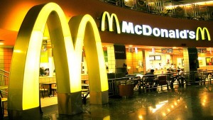 McDonald’s тестирует ресторан эпохи карантина