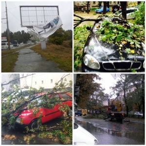 Буря в Днепропетровске: поваленные деревья, затопленные улицы и пострадавшие