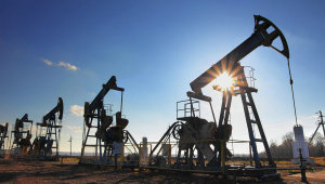 Цены на нефть продолжают стремительное падение