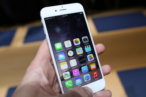 У  iPhone 6 выявили новые недостатки