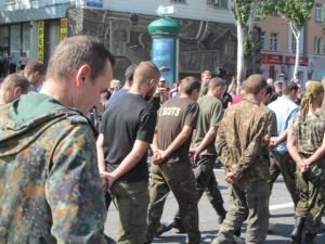 В плену боевиков находятся 224 украинских военных – Минобороны