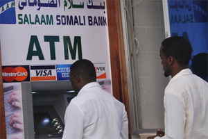 В Сомали установили первый банкомат