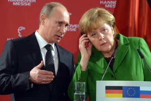Bloomberg: Меркель исключает возможность вступления Украины в НАТО