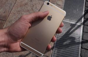 Американец сварил свой iPhone 6 в кока-коле (+Видео)