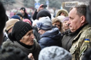 В Краматорске женщины вышли на митинг против мобилизации (+Видео)