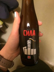 Во Львове начали выпускать пиво с изображением донецкого аэропорта