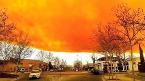 Север Испании накрыло ядовитое оранжевое облако