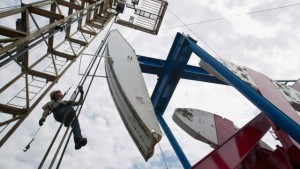 Цены на нефть пошли вниз после резкого роста