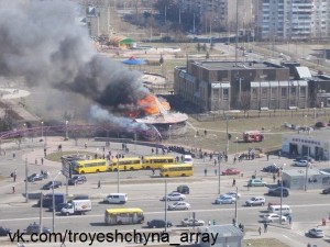 В Киеве на Троещине сгорел ресторан (+Видео)
