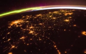 МКС показала рассвет над Землей с орбиты (+Видео)