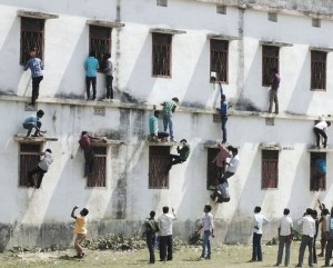 Как в Индии школьники сдают экзамены (+Фото)