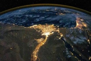 Ночная планета Земля глазами космонавтов (+Видео)