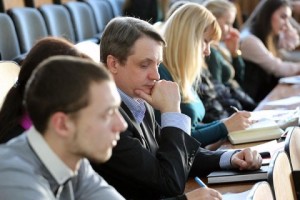 Минобразования обяжет преподавателей ВУЗов выучить английский