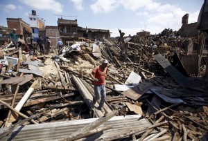 Число жертв землетрясения в Непале может достигнуть 10 тысяч