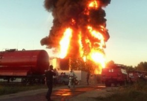 На нефтебазе под Киевом произошло новое возгорание (+Видео)