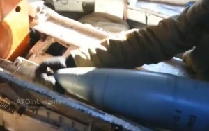 Опубликовано видео работы артиллеристов изнутри САУ (+Видео)