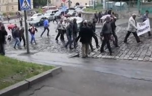 Во Львове протестовали против повышения тарифов (+Видео)