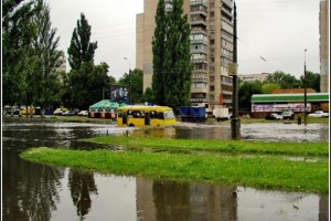 От сильных дождей затопило Черкассы (+Видео)