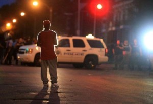 В Сент-Луисе полицейские застрелили афроамериканца, вспыхнули протесты