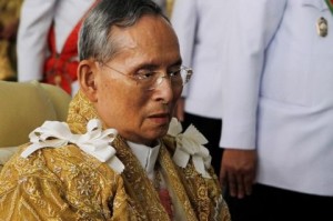 Жителя Таиланда приговорили к 30 годам лишения свободы за оскорбление монарха в Facebook