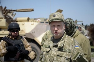 Турчинов рассказал, когда в Украине введут военное положение
