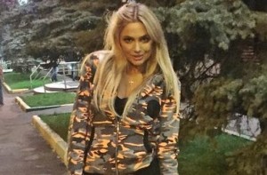 Актриса Наталья Рудова изумила фигурой в бикини