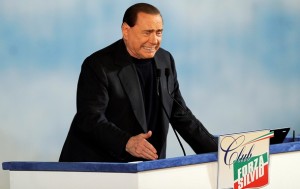 Берлускони объявил о возвращении в политику
