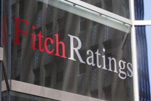 Fitch вдвое ухудшил прогноз по экономике Украины