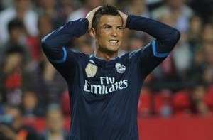 Роналду сообщил президенту “Реала”, что команда ничего не выиграет с тренером Бенитесом