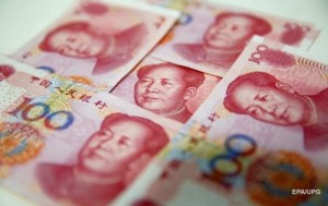 Китай резко укрепил юань