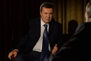 Смотреть онлайн трансляцию второй попытки допроса Януковича (+Видео)