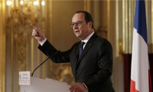 Олланд заявил о чрезвычайном положении в экономике Франции