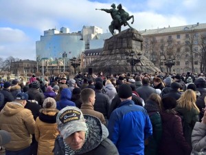 Появились подробности утренней стычке на Майдане
