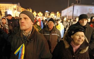Вече на Майдане: активисты выдвинули требования