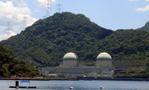 В Японии экстренно заглушен запущенный вчера реактор АЭС Такахама