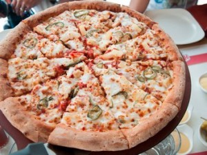 Как выбрать пиццу для большой компании в Харькове: Полезные советы