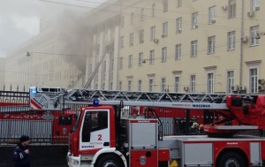 В Москве горит здание Минобороны