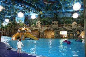 Трое детей отравились в аквапарке Харькова