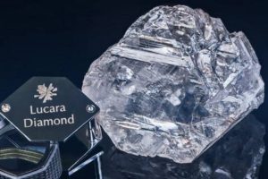 Самый дорогой алмаз в мире продали за $63 млн