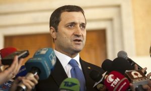 Экс-премьер Молдовы осужден на 9 лет за коррупцию