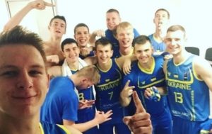 Евробаскет U-18: Украина бьет Чехию и выходит в полуфинал