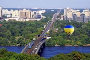 Киев попал в ТОП-10 самых неблагоприятных городов для жизни