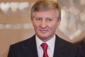 Суд обязал Ахметова вернуть “Укрэксимбанку” более ₴800 млн