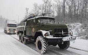 Снег в Украине: закрыты трассы в шести областях