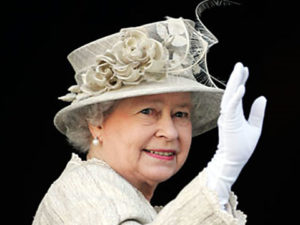 Королева Елизавета II инвестировала миллионы в офшоры