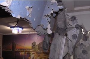 Появилось видео последствий обстрела жилых домов Авдеевки (+Видео)
