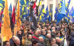 В центр Киева стянут полицию, начинается гневный Марш
